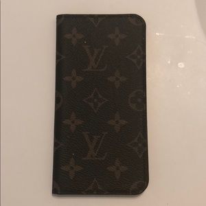 Louis Vuitton iPhone 7+ Folio Phone Case